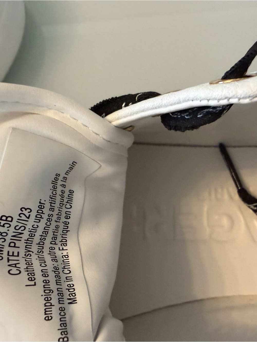 Karl Lagerfeld Sneakers Size 38.5 White Leather K Ikonik Charm Shoes - Picture 14 of 14